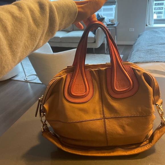 Givenchy handbag - Picture 3 of 7